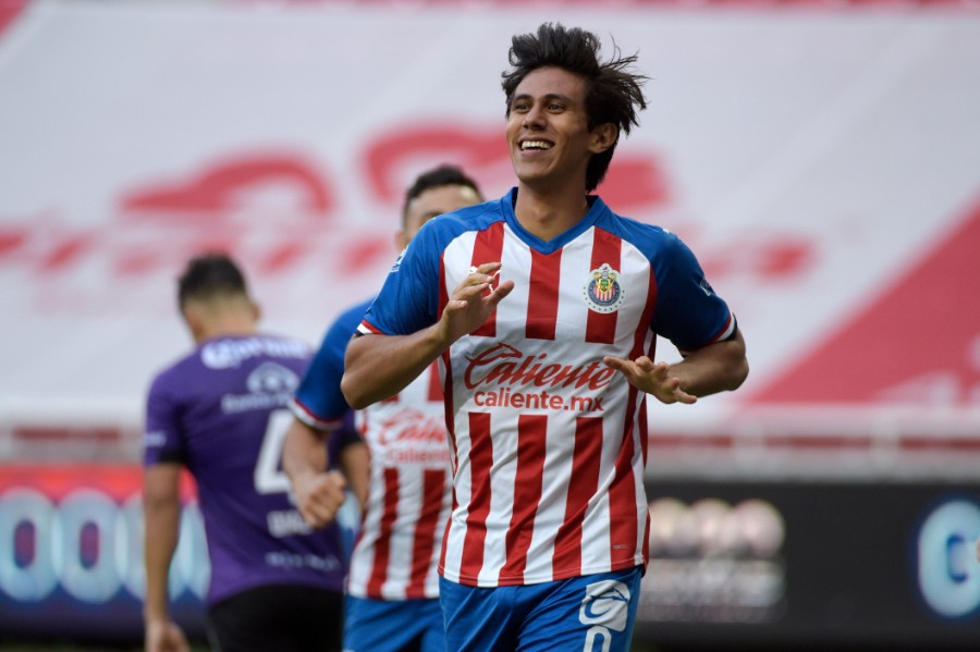 Macías se despachó con un doblete ante el Mazatlán FC. FOTO: Imago7.