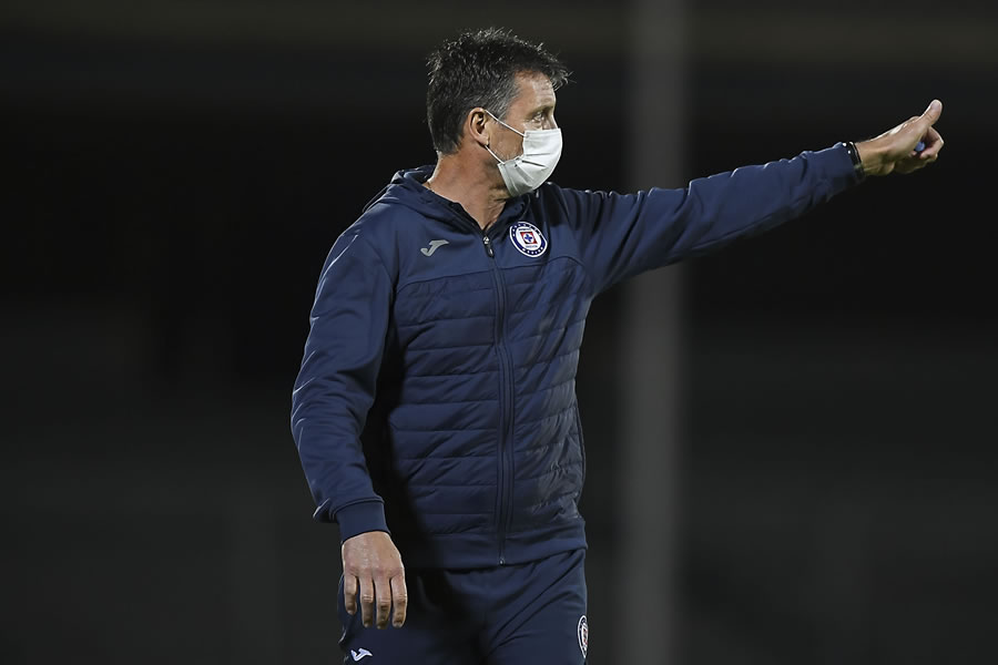 Siboldi dijo que solo le preocupa el funcionamiento de Cruz Azul. (Foto: Mexsport)