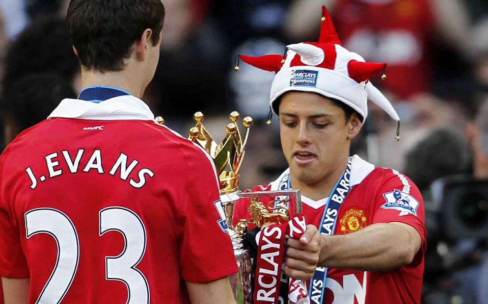 Javier Hernández: En 2011 y 2013, Old Trafford se rindió a los pies del máximo goleador del Tri.