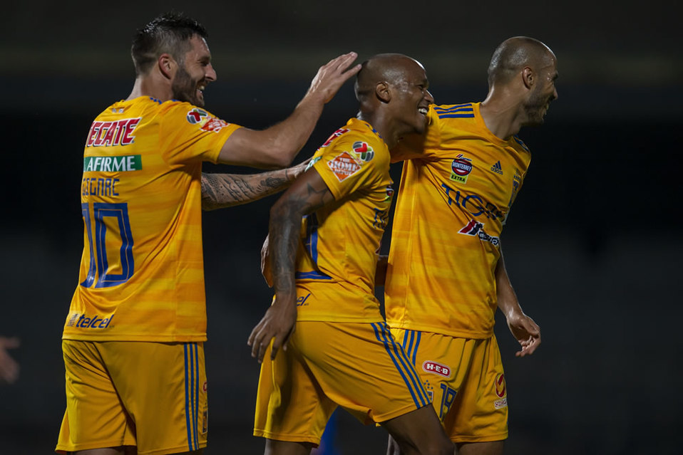 Luis Quiñones celebra el 0-1 parcial. (Foto: Mexsport)