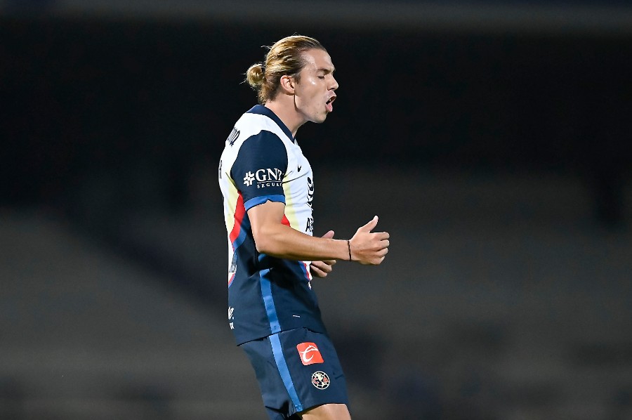 Sebastián Córdova se lució con un golazo de larga distancia. FOTO: Imago7.