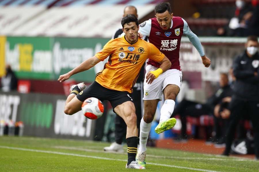 El mexicano igualó los 17 tantos que hizo John Richards en una campaña con los Wolves. FOTO: AFP.