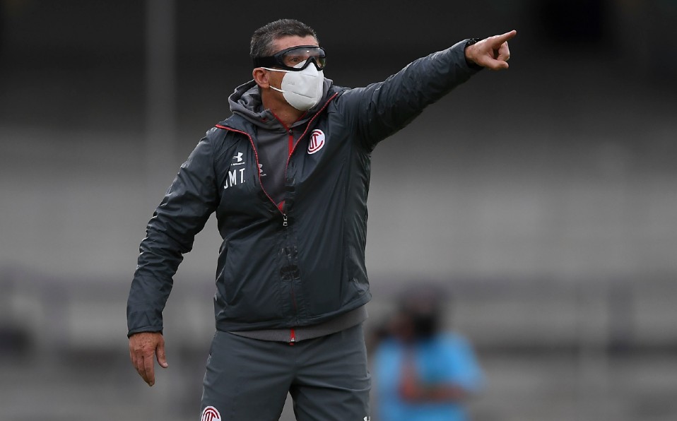 Chepo de la Torre ya trae presión antes de empezar la Liga MX. Foto: Imago7