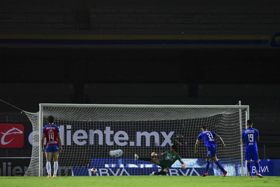 Jonathan Rodríguez hizo el gol del triunfo de último minuto. FOTO: Mexsport.