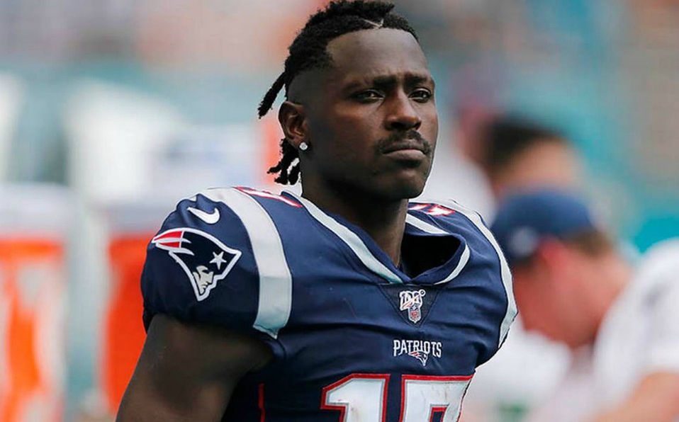 Antonio Brown estaría diciendo adiós definitivamente a la NFL. Foto: AFP