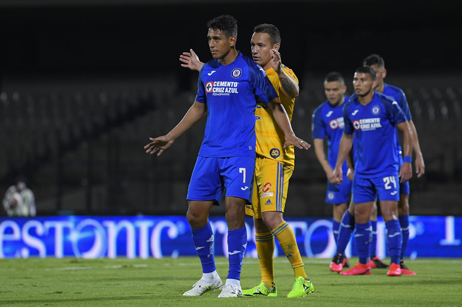Luis Romo es pilar en la medular de Cruz Azul. (Foto: Imago7)