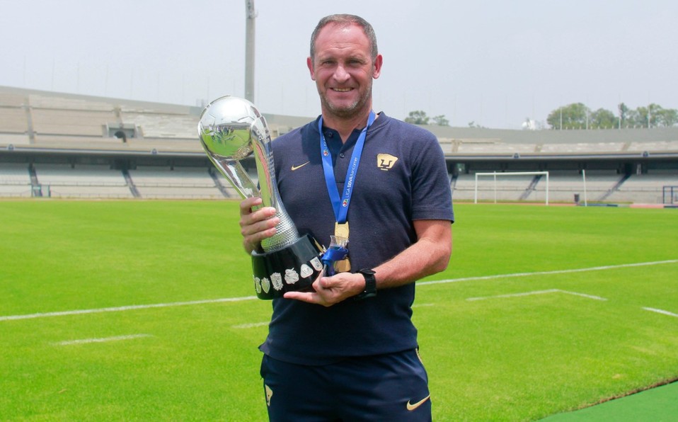 Andrés Lillini, quien estaba a cargo de la Director de Fuerzas Básicas de Pumas, tomará el cargo de DT interino del primer equipo  ante la salida de M