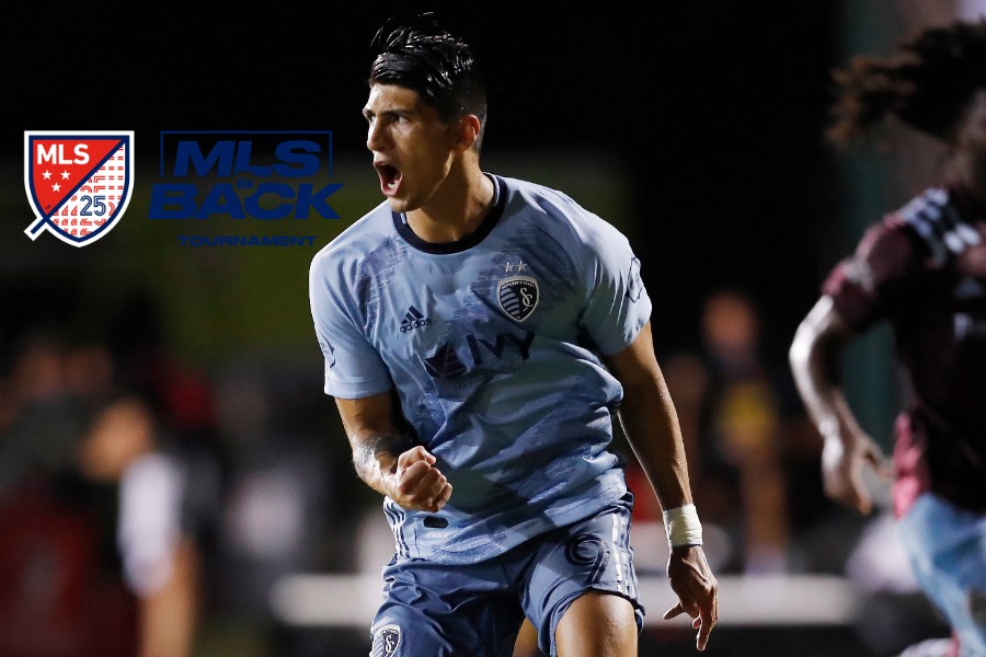 Alan Pulido busca llegar a la Final de la MLS is Back. FOTO: AFP.
