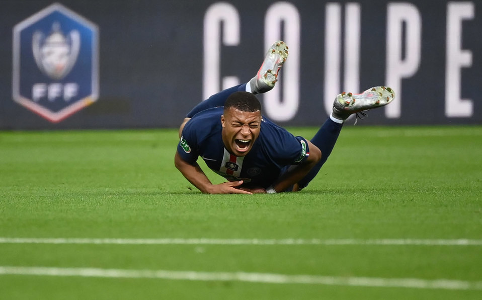 Mbappé se lesionó el viernes. (Foto: AFP)