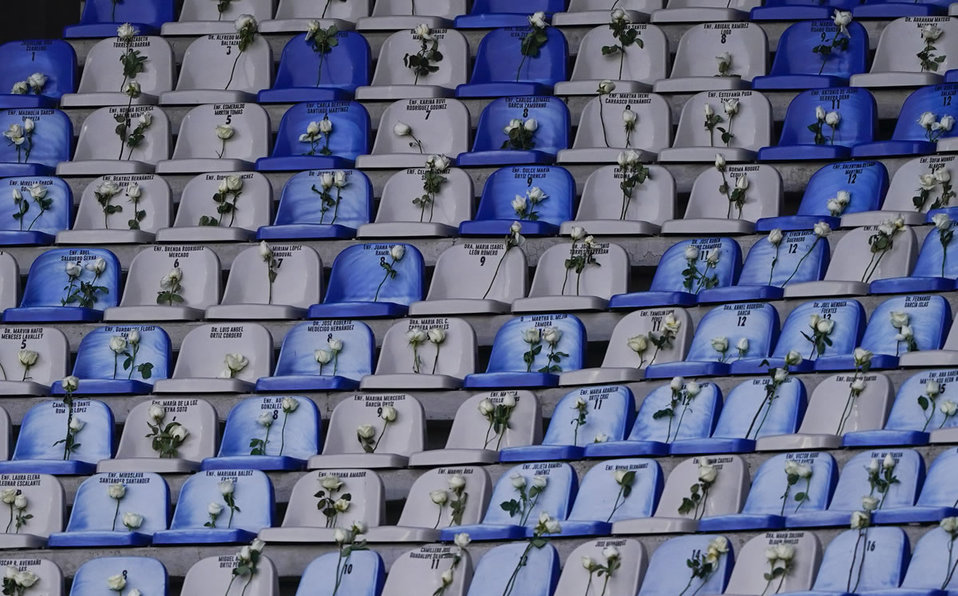 Pachuca rindió un homenaje a los profesionales de la salud (imago7)