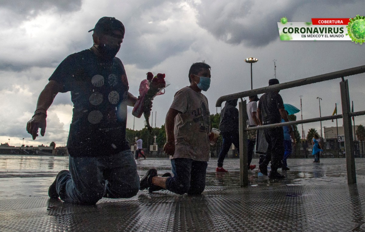 En la CDMX ya se dio la apertura de inglesias. FOTO: AFP.