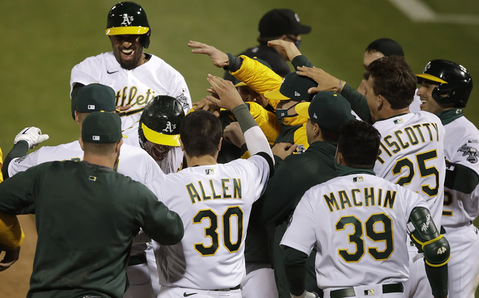 La nueva regla: en extrainnings se empieza con corredor en segunda