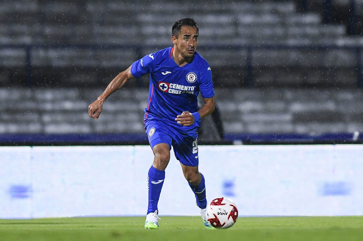 Rafael Baca fue uno de los primeros contagiados en Cruz Azul. (Foto: Imago7)