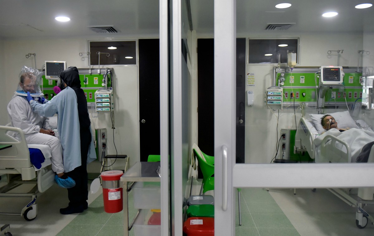 Diversas farmacéuticas tienen varias opciones a vacuna (Foto: Milenio)