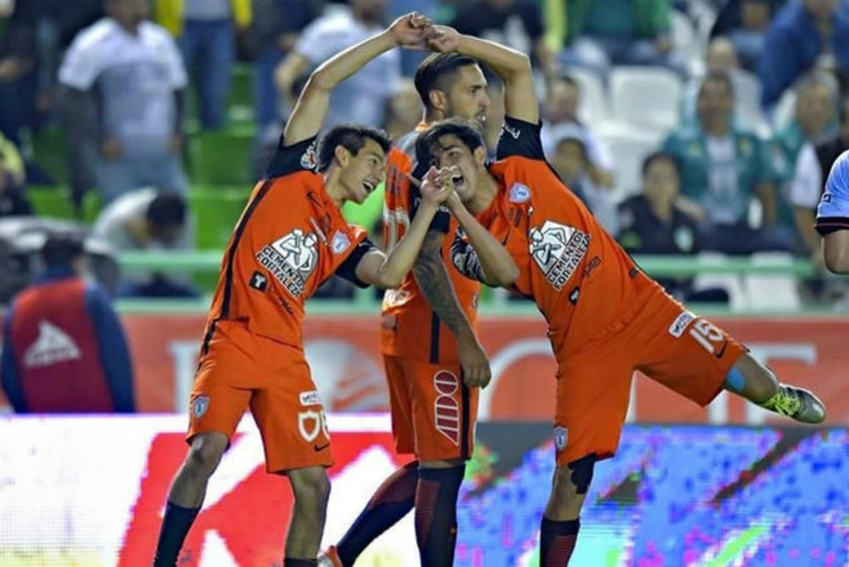 Hirving Lozano y  Erick Gutiérrez se forjaron en Pachuca y luego coincidieron en el PSV.  (Foto: Mexsport)