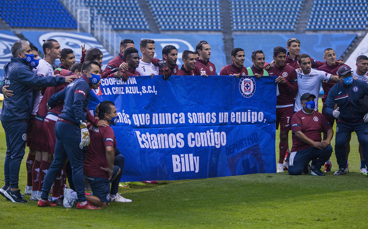 Los futbolistas posaron ante las cámaras (MEXSPORT)
