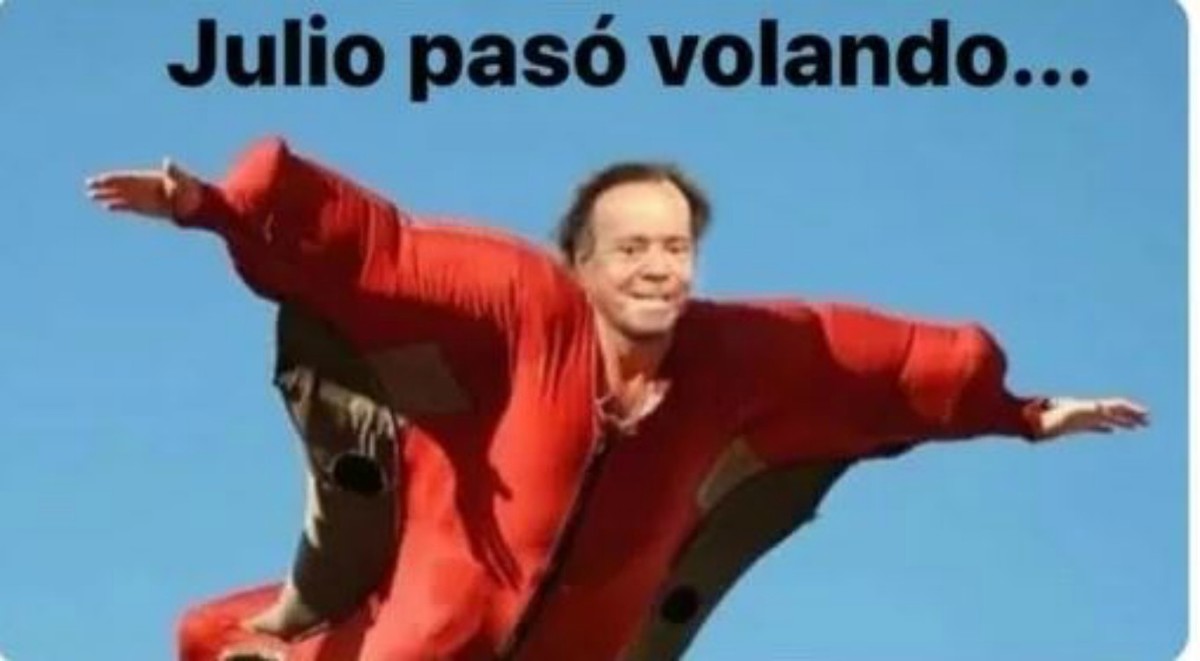 Memes del mes de agosto y final de julio