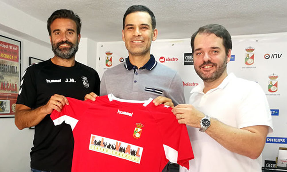 ¡Rafael Márquez debutará como DT del Alcalá en España!