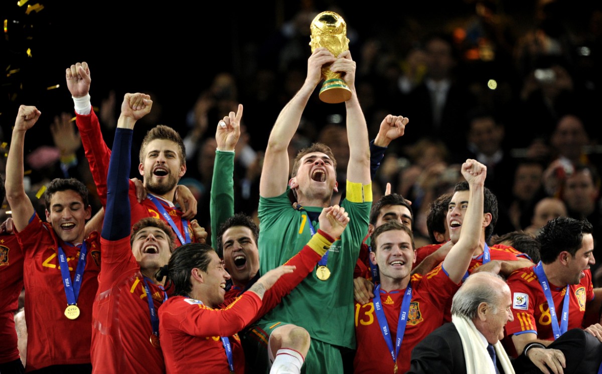 Tras ganar el Mundial del 2010 con España, el nombre de Iker Casillas se hizo muy popular en México. Foto: AFP