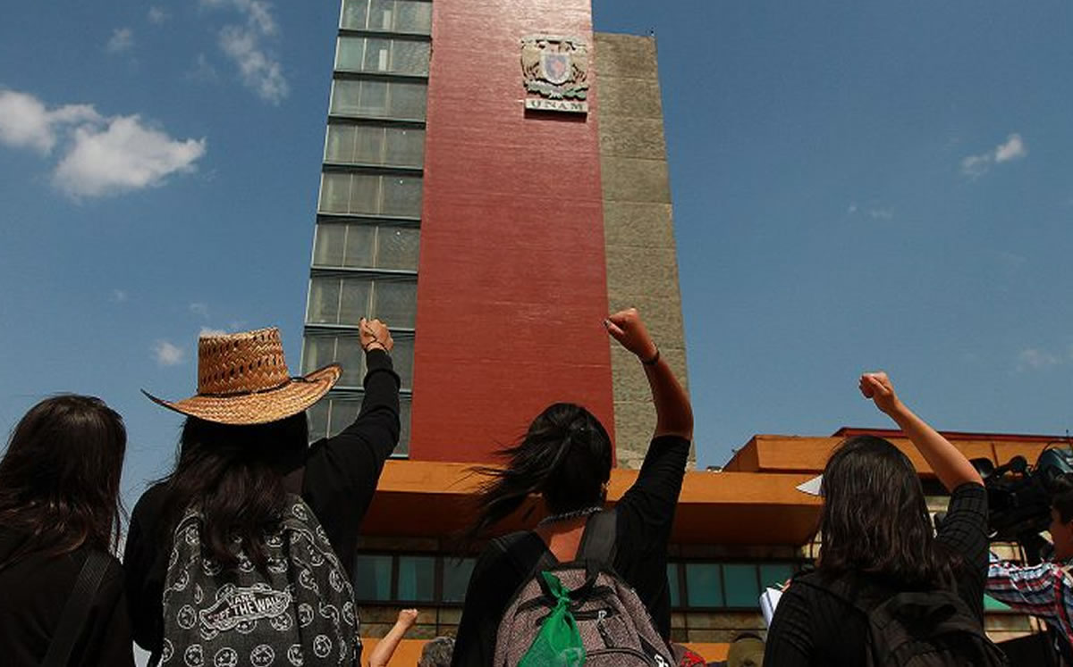 La crisis por la pandemia podría afectar la economía de las familias donde hay estudiantes. (Notimex)