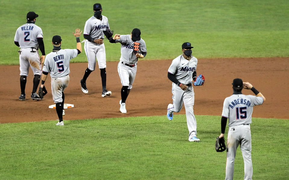 Los Marlins no blanqueaban desde el 8 de septiembre de 2019. (Foto: AP)