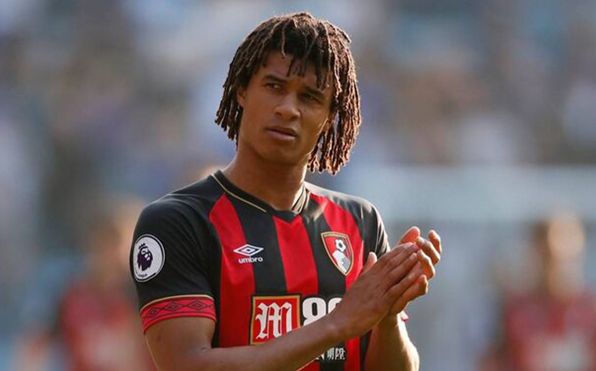 Nathan Aké, se compromete sentimental y profesionalmente el mismo día. / Foto: Reuters