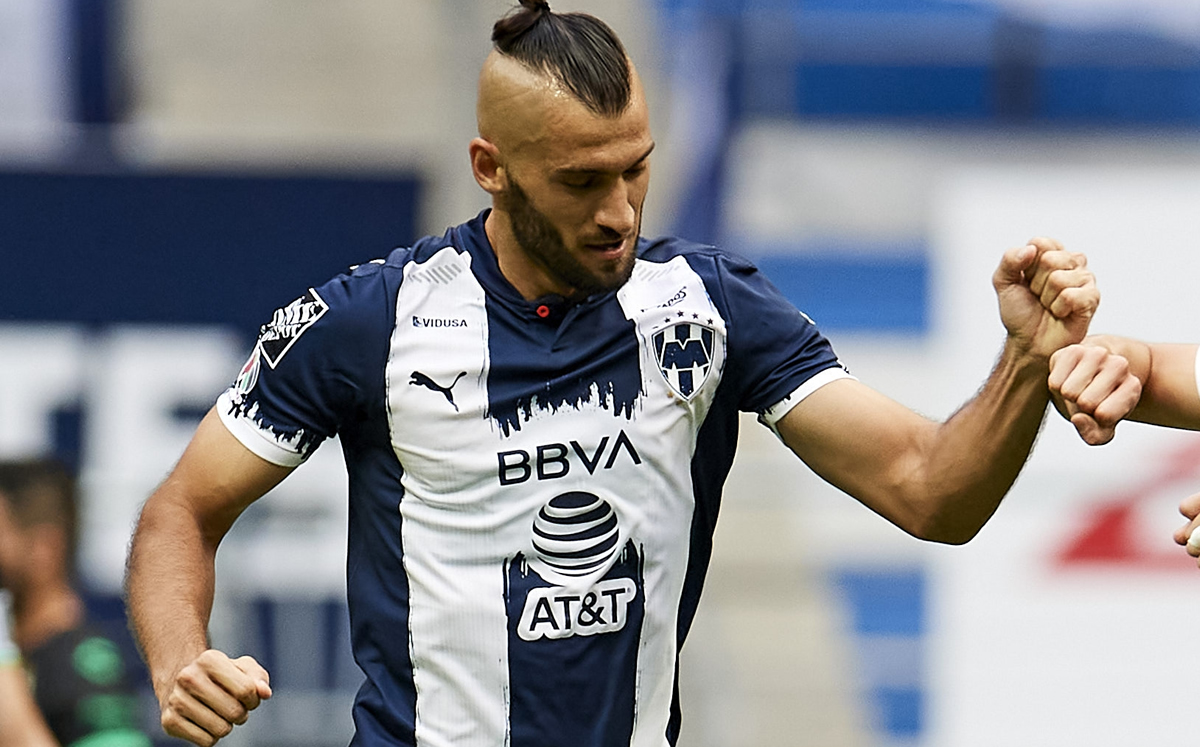 Nico abrió el marcador para Rayados, pero regaló un balón para el empate de Santos e hizo autogol. (Foto: Mexsport)