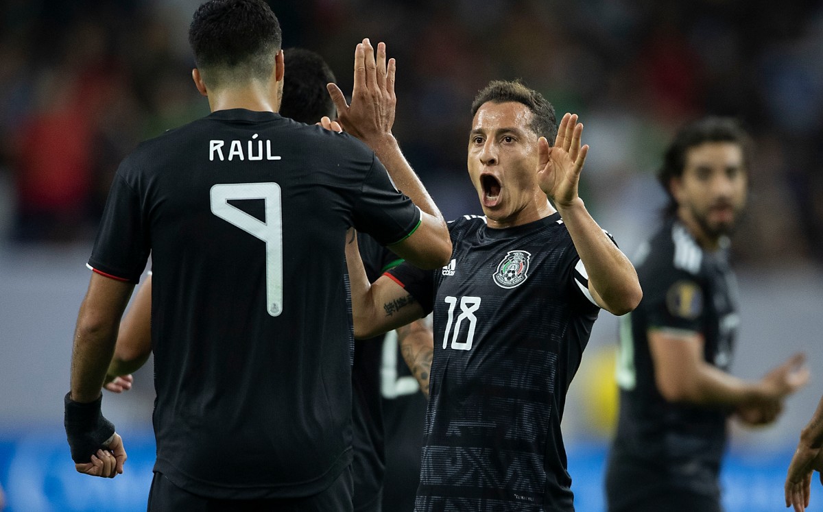 Gaurdado y Jiménez, durante un partido con el Tricolor. FOTO: Imago7.