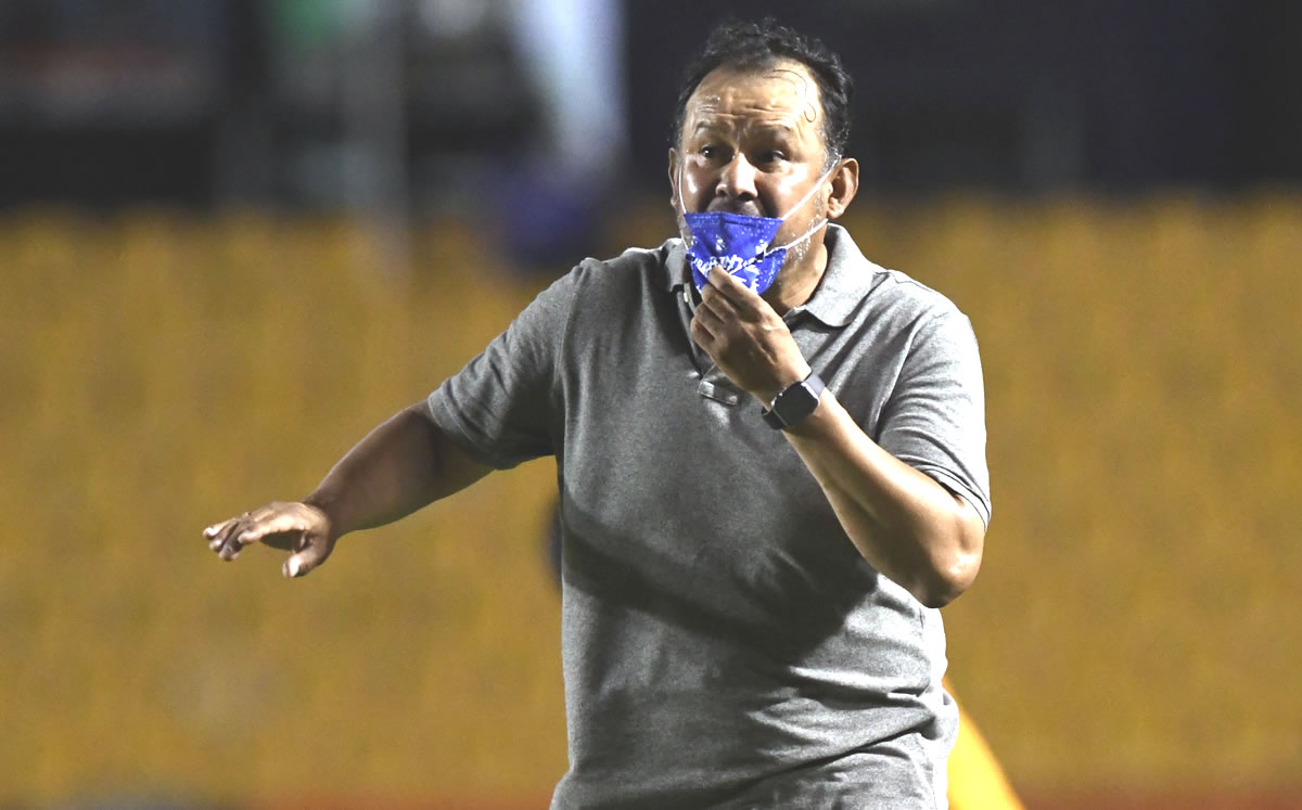 Reynoso señaló los criterios disparejos de Erick Yair Miranda. (Foto: Imago7)