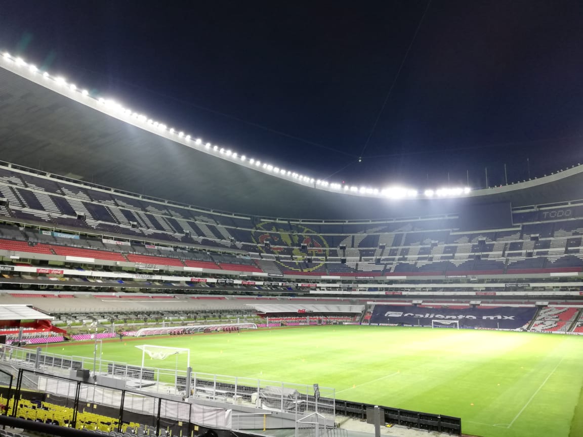 La cancha, libre de marcas de la NFL (Enrique Martínez)