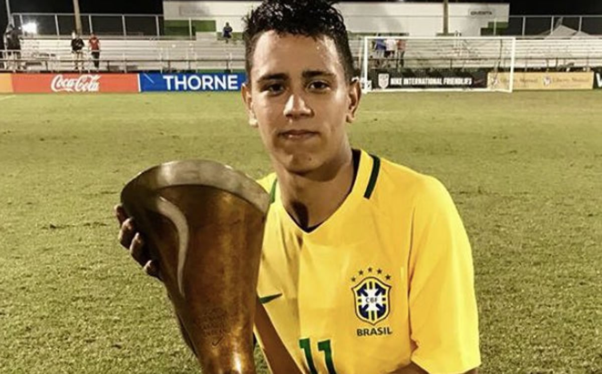 Es conocido como el Neymar mexicano.