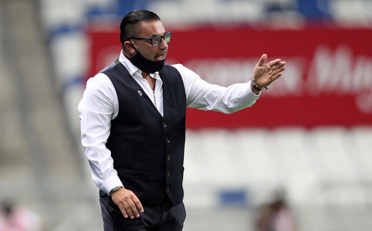 Antonio Mohamed señaló que la defensa también ha fallado. (Foto: Imago7)