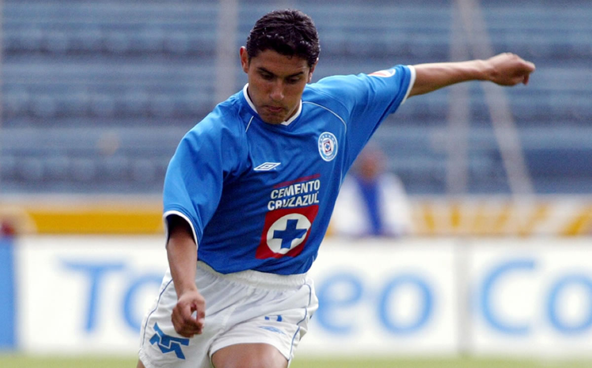 Ángeles jugó tres años con Cruz Azul a principios del milenio (MEXSPORT)