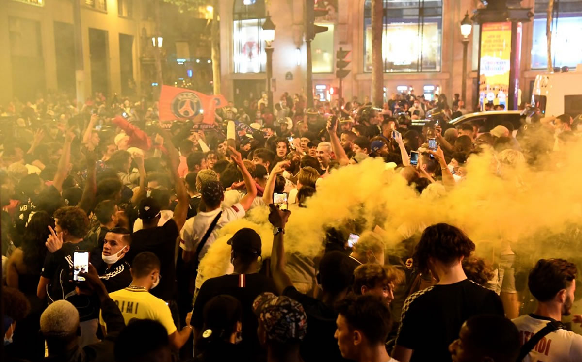 Aficionados del PSG tomaron las calles de París. (Foto: AFP)