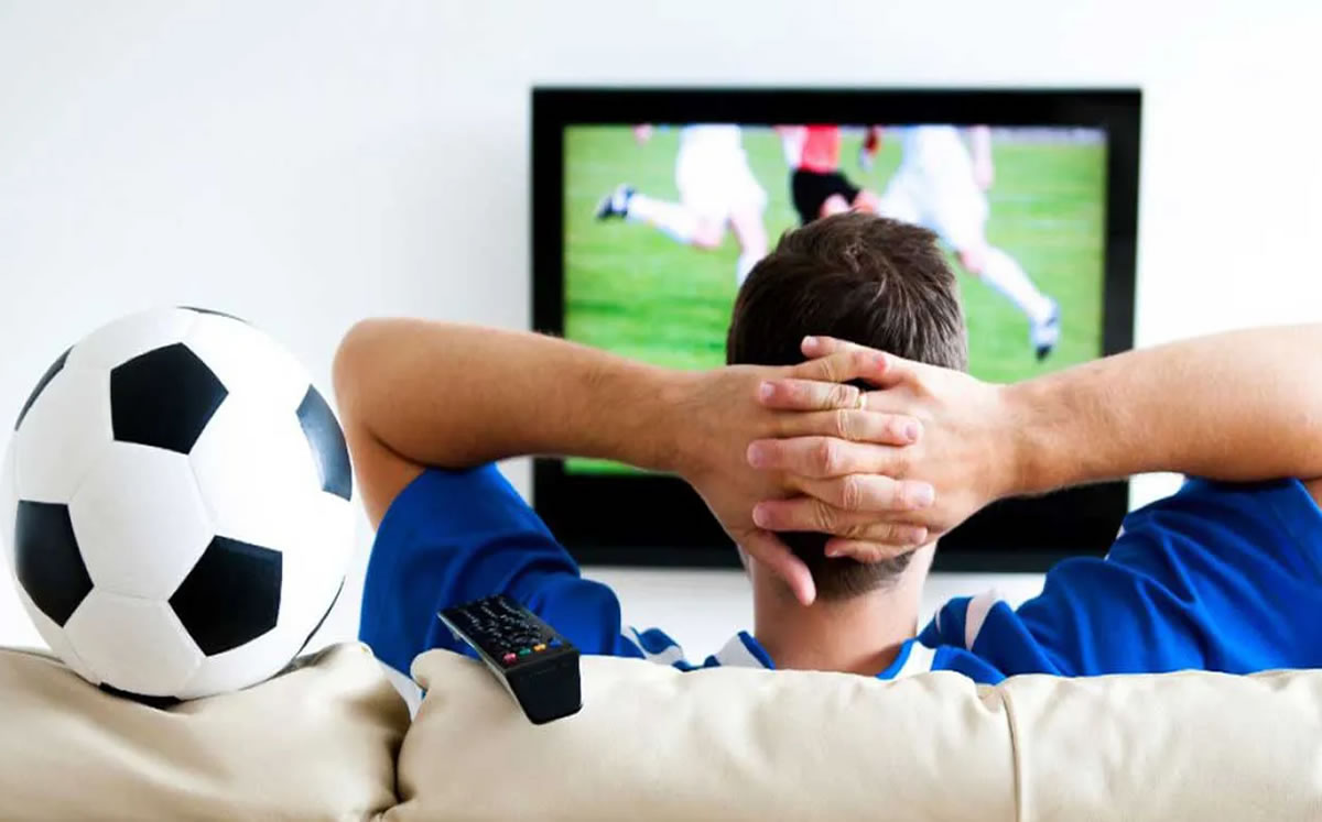 Checa los partidos por televisión de este jueves. (google uso libre)
