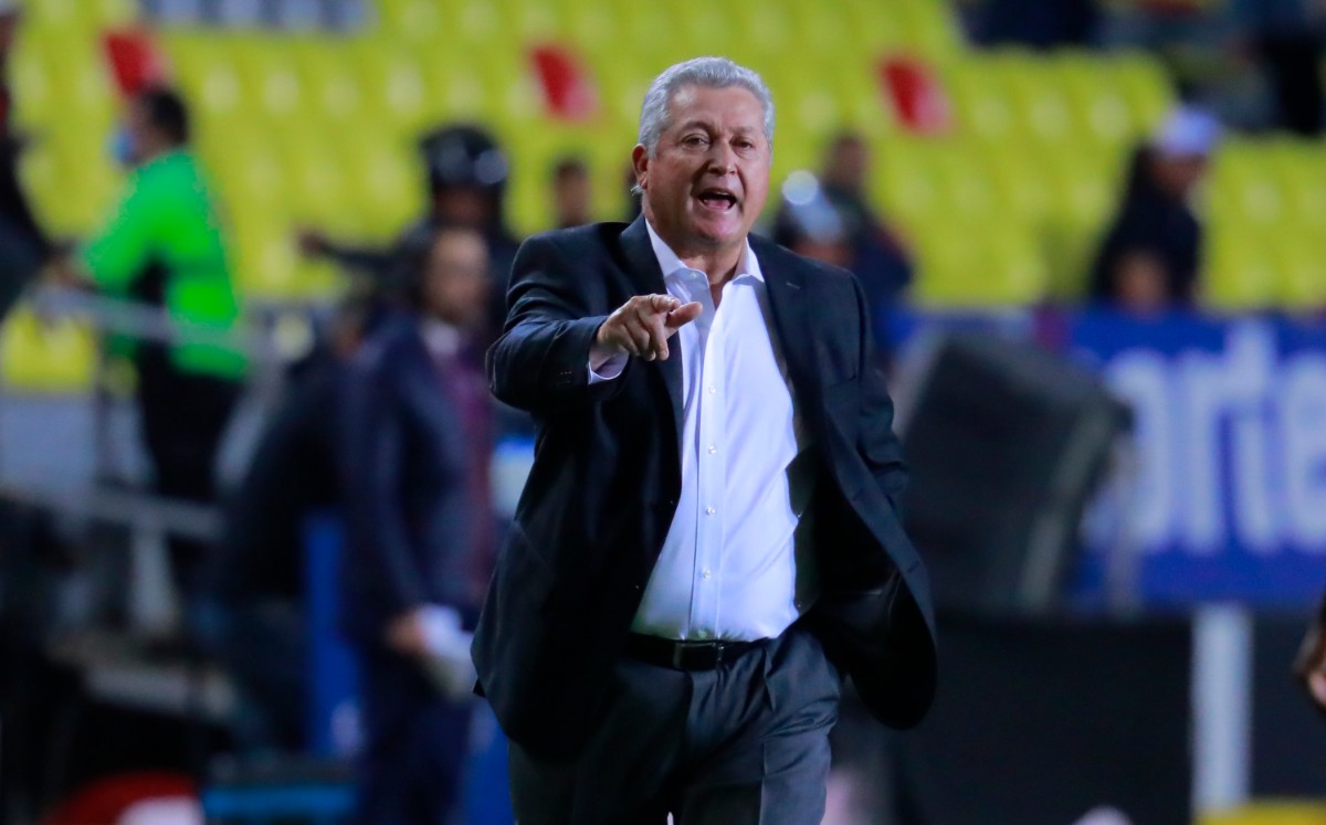 Víctor Manuel Vucetich tiene confianza en plena en sus pupilos rojiblancos. FOTO: Imago7.