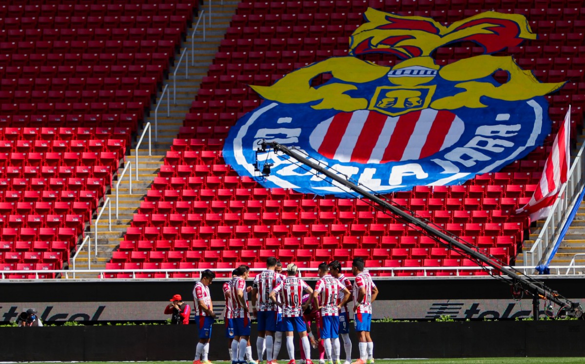 Chivas y todos los problemas que ha tenido en los últimos tiempos. Foto: Imago7
