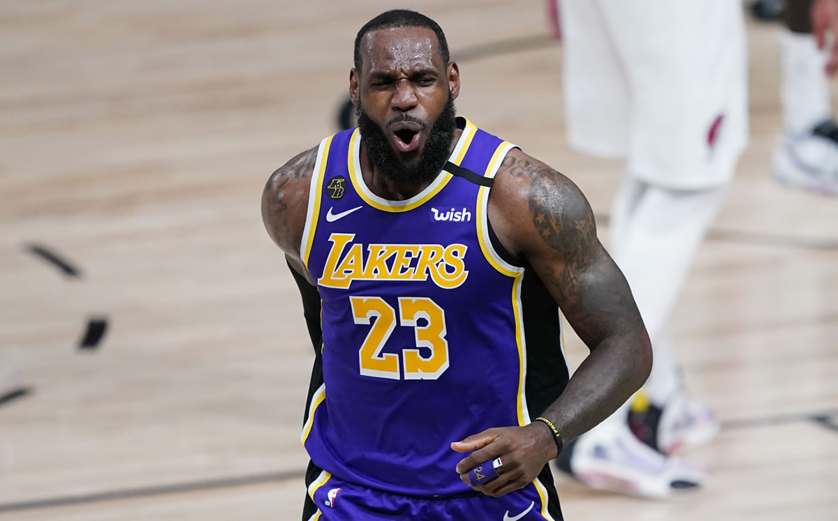 LeBron alzó la voz ante otro ataque (AFP)