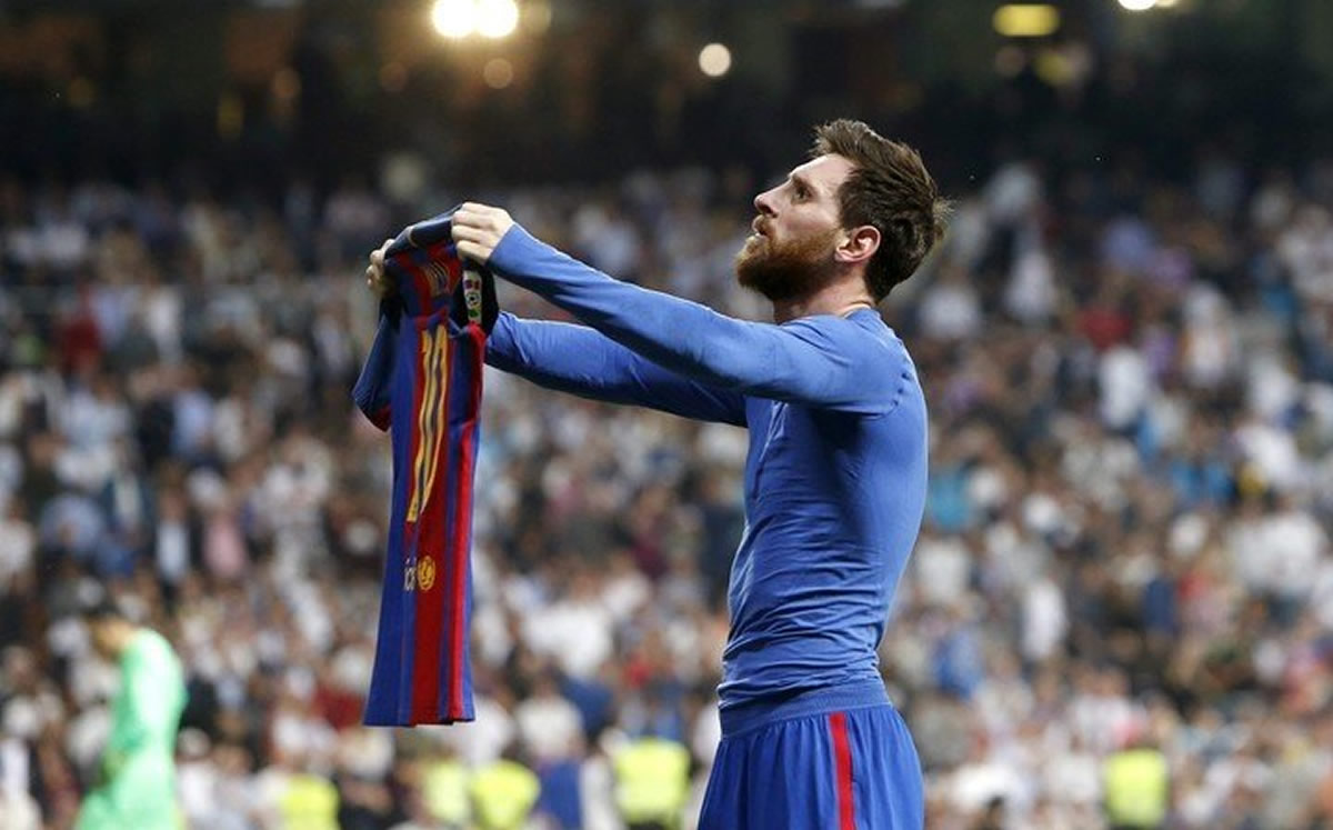 Messi celebró así en el Bernabéu en 2017. (Foto: AFP)
