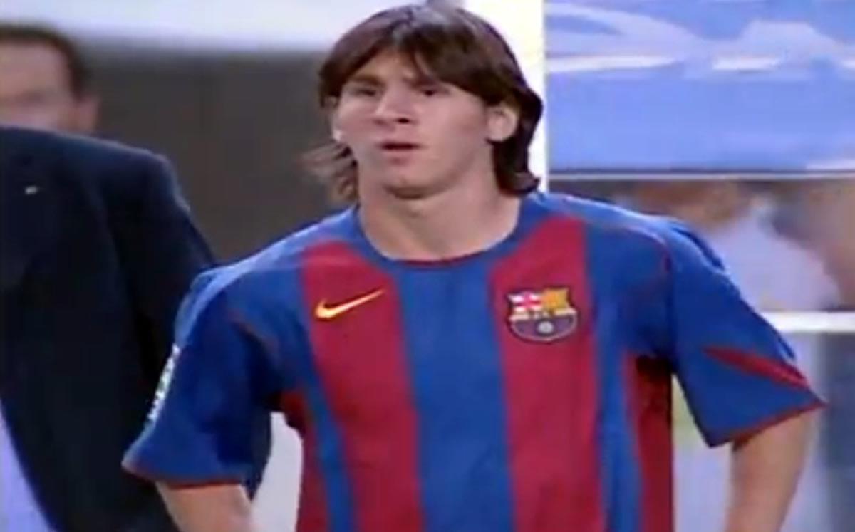 Messi debutó con el Barcelona a los 17 años. (Captura de pantalla Barça TV)