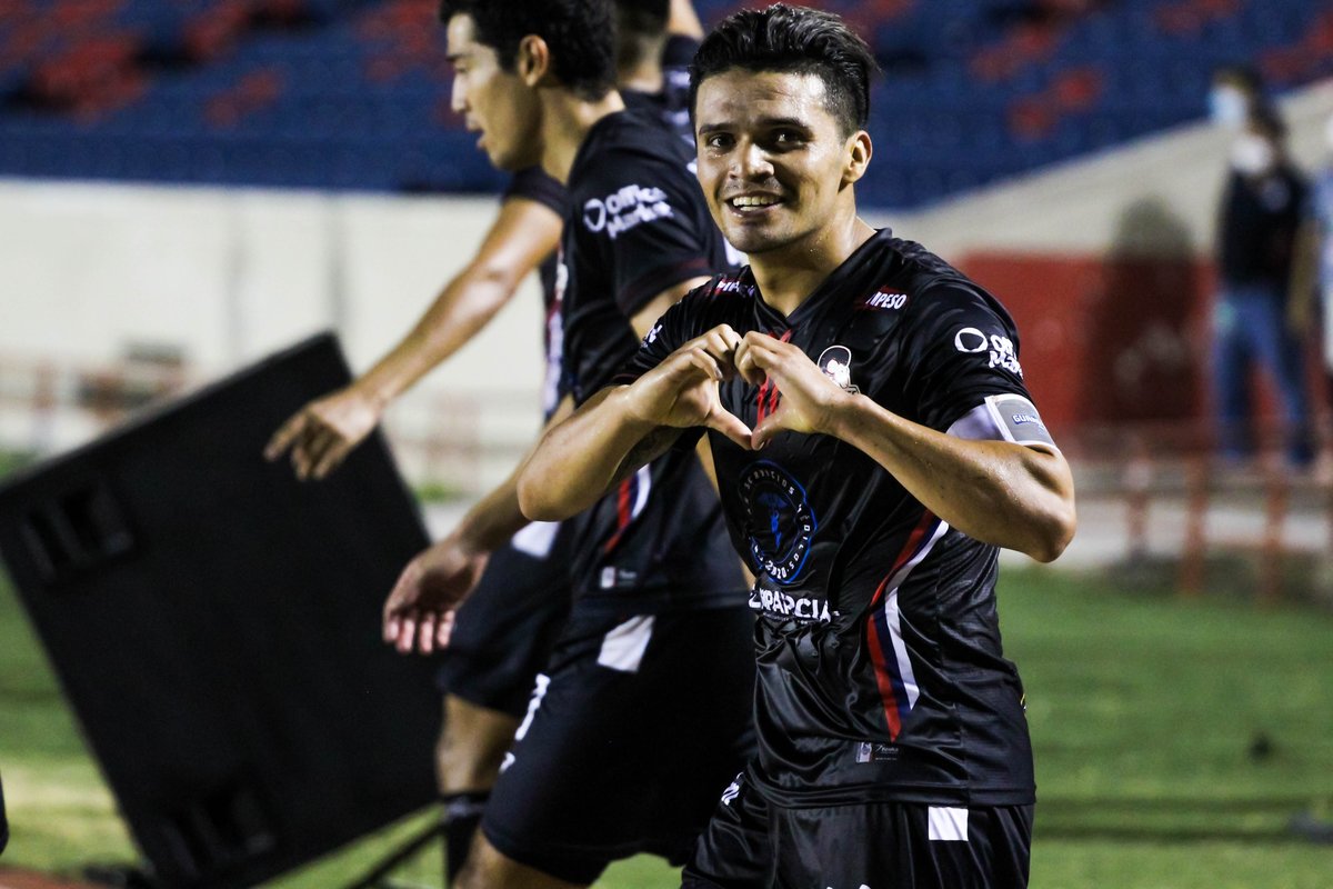Miguel Vallejo de Cimarrones se rifó el festejo de gol más divertido (FOTO: Liga de Expansión)