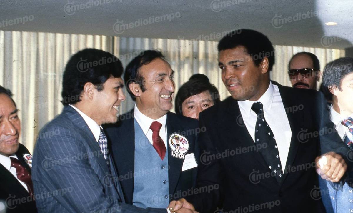Muhammad Ali se cambió su nombre al considerar que era un apellido de "esclavo" (Foto: Mediotiempo)