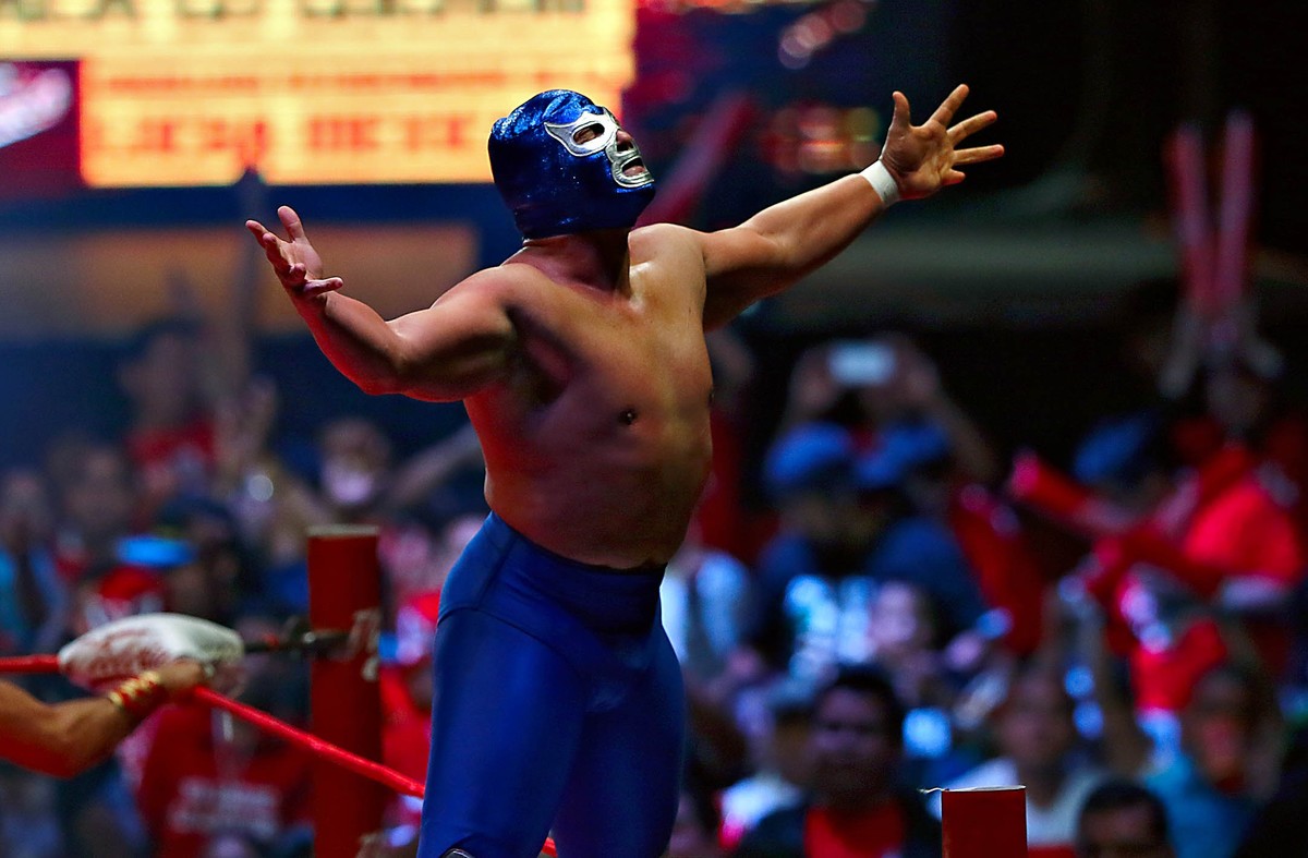Blue Demon Jr y su dolorosa confesión al hijo del Santo. Foto: Imago7