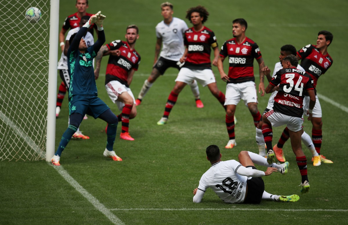 Botafogo perdió 0-2 ante Internacional (Foto: AFP)