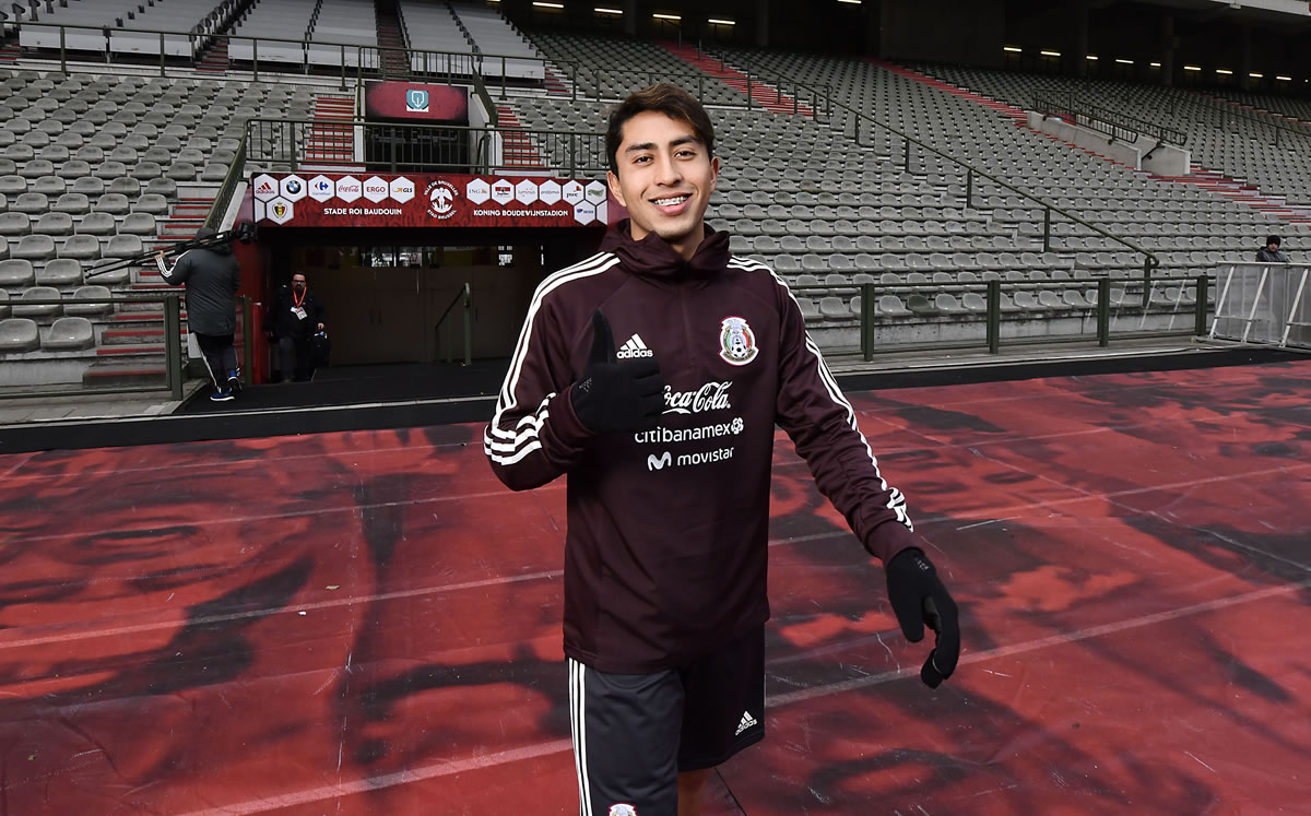 Omar Govea tuvo otra actuación destacada con Zulte Waregem. (Foto: Imago7)