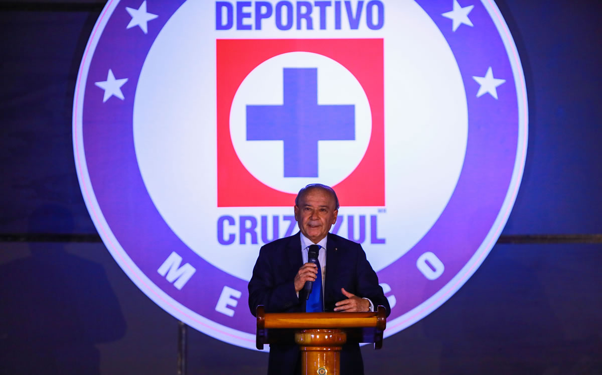 Guillermo Álvarez es la cabeza del Cruz Azul ante la FMF. (Foto: Imago7)