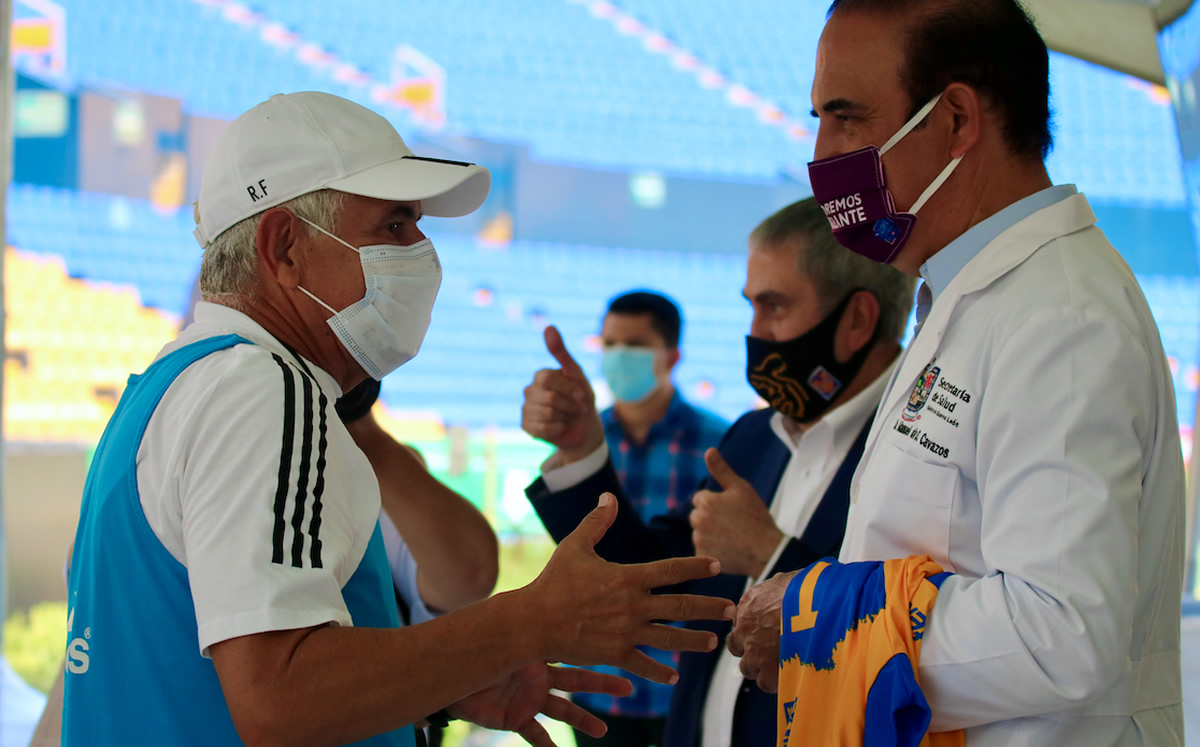 Ferretti saludó al Secretario de Salud y agradeció su presencia. (Foto: Tigres)