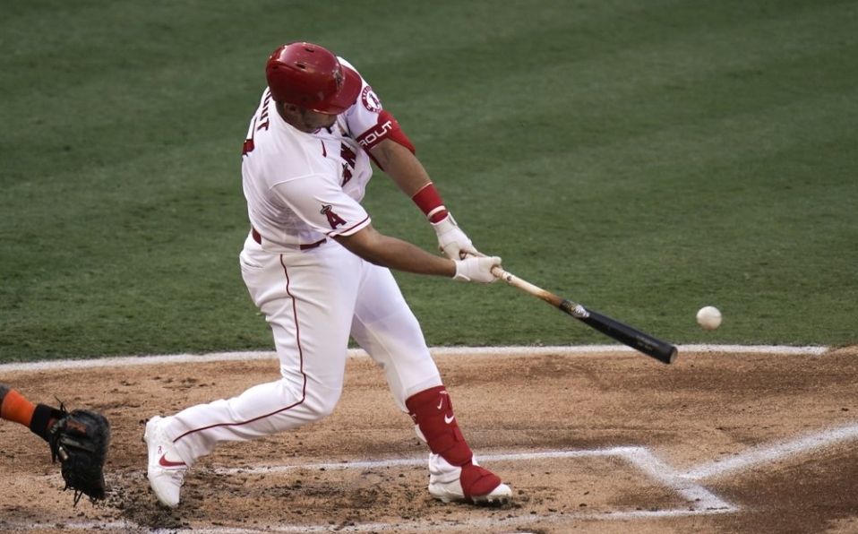 Trout llegó a la marca en el juego 1,235 de su carrera. (Foto: AP)