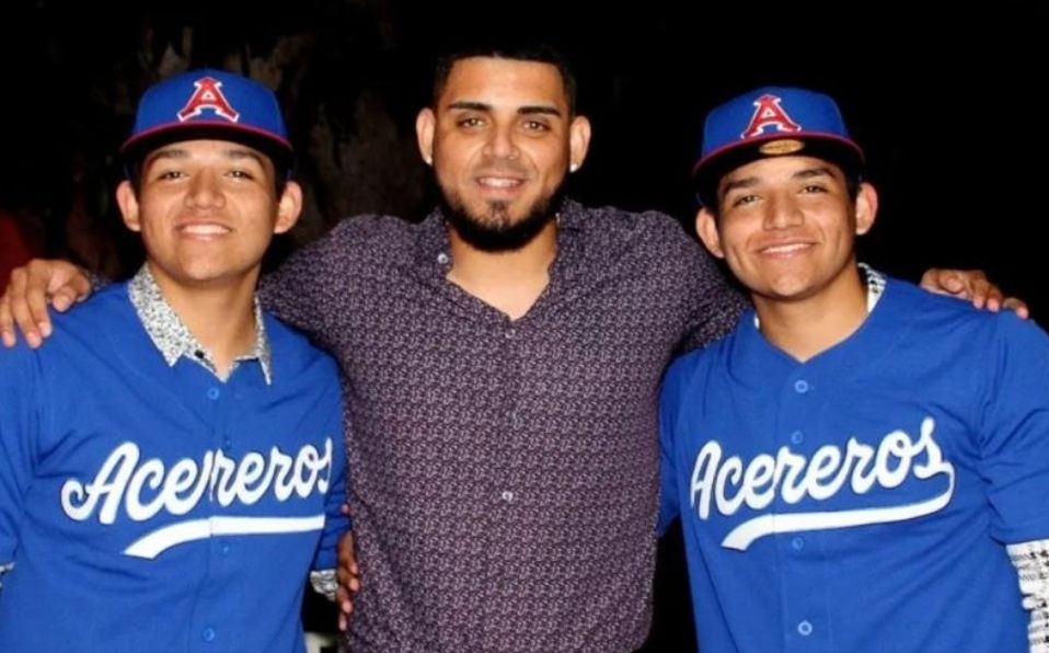 Los tres hermanos Osuna siempre se han apoyado entre sí en sus respectivas carreras. (Foto: Cortesía)