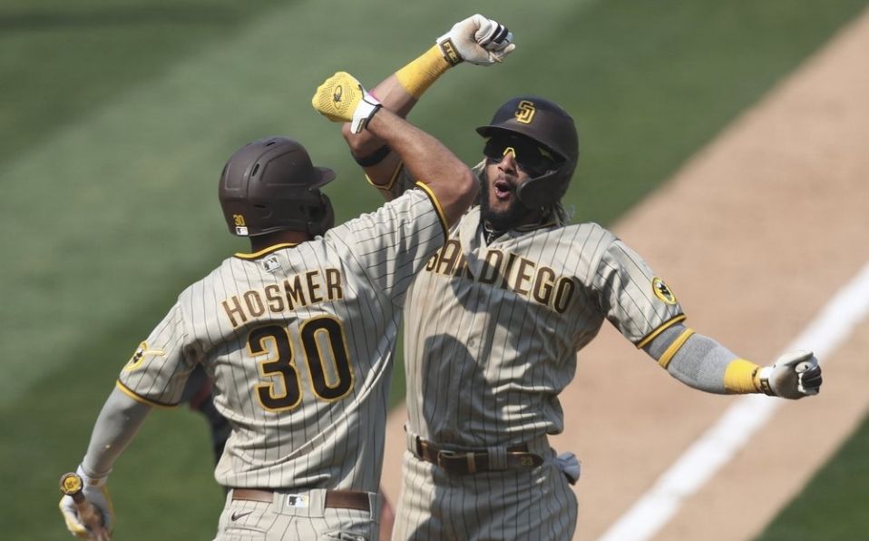 Tatis Jr. pelea hombro con hombro el liderato de home runs en MLB. (Foto: AP)
